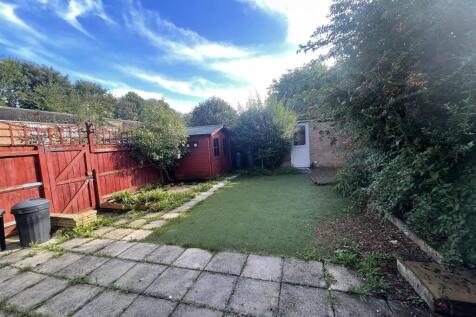 Garden with door to garage.jpeg