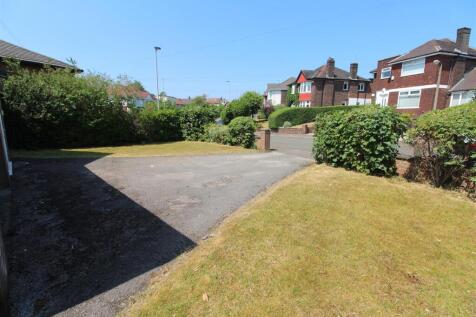 driveway entrance