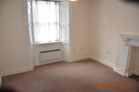 Queen Anne House, High Street, Wellingborough  photo 4