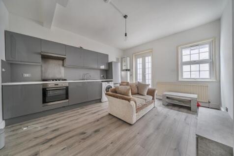 Reception/Kitchen