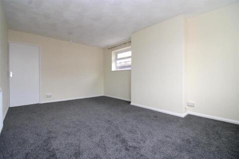 Lounge 2.JPG