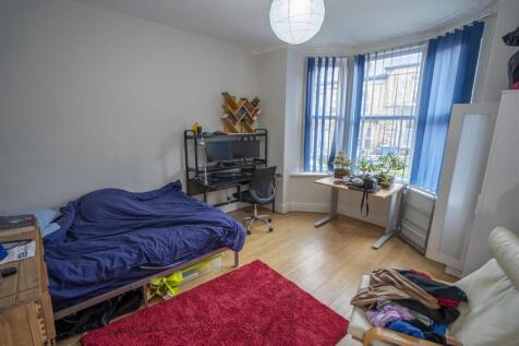Bedroom3.jpg