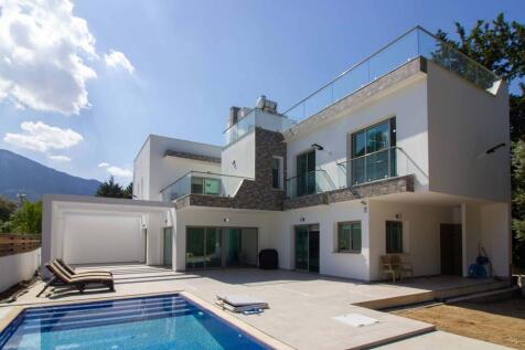 4 bedroom brand new modern design villa + private pool + rooftop terrace + large plot size Image 9999 1