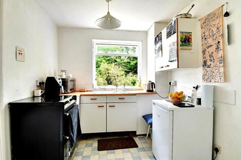32 mangrove road kitchen.jpg