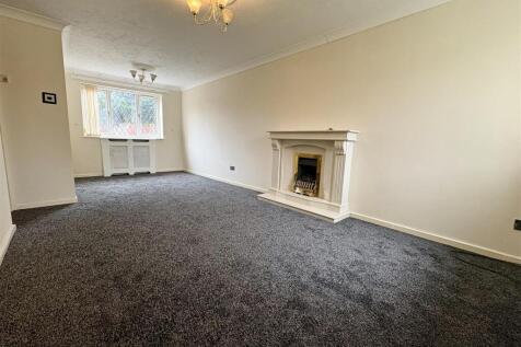 19 Leven Drive, Willenhall photo 3