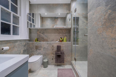 1383868-12-692474...