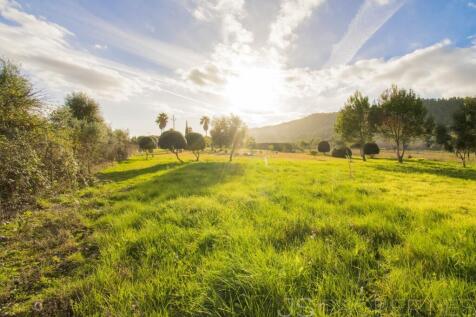 Excellent villa for sale in Alcudia with tourists license