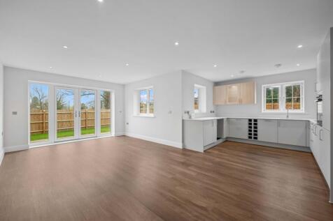 Open Plan Kitchen Dining Family Area