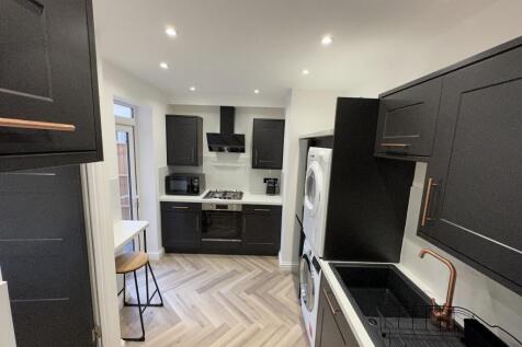 Lower Adelaide Street, Semilong, Northampton, NN2 photo 5