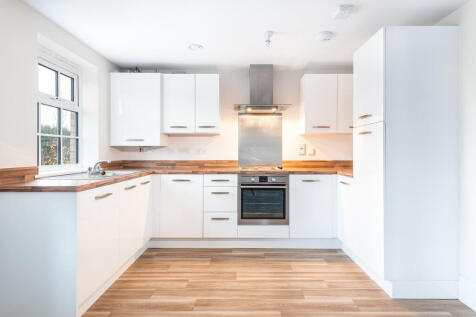 FLAT 17 Barwick Place, Newton Kyme photo 5