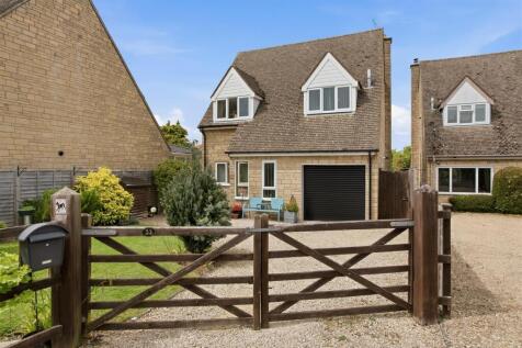 21 Arbour Close 2364-1.jpg