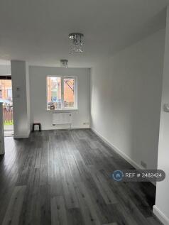 Crucible Close, Romford, RM6 photo 4