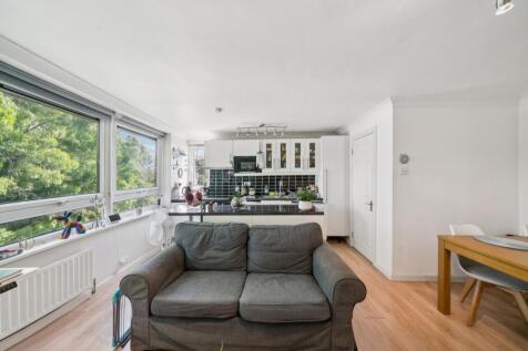 Reception/Kitchen