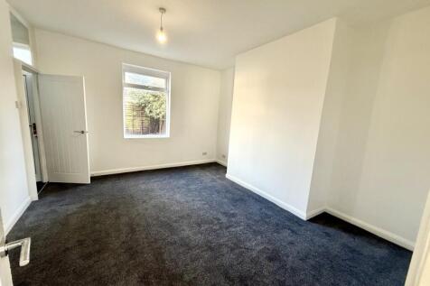 Palm Street, Langley Park photo 4