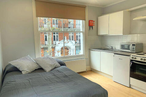 Semi-studio to rent