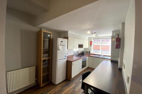 Kathleen Grove, Rusholme, £148pppw photo 4