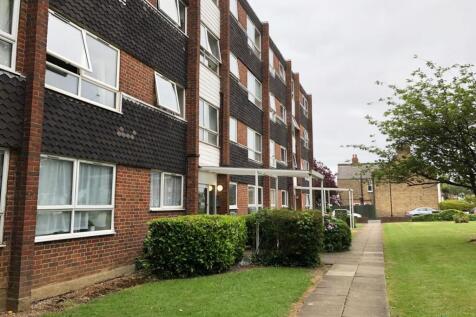 2 Bedroom Ground Floor Flat
