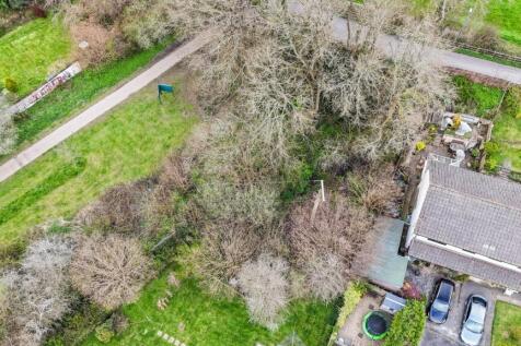 34 Tredanek Close TPS 01208 74182-2