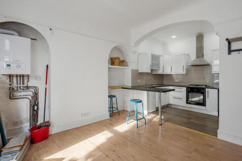 Ground Floor Flat, 430 St Anns Road, London photo 4