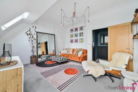 _wNAXU9URk-mV49cKVBqFw (1).jpg