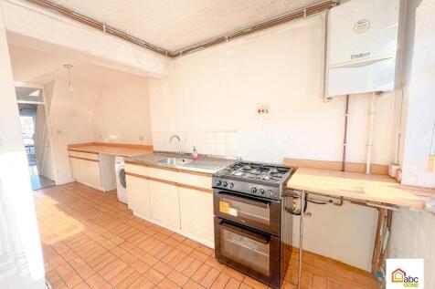 Ballards Walk, Basildon photo 4