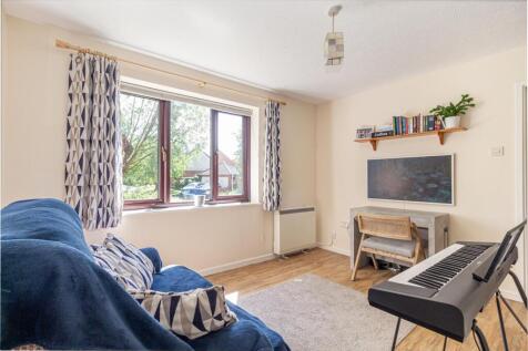 Living-room-3.jpg