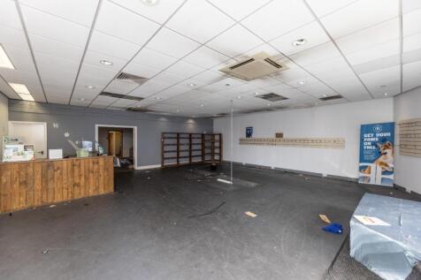 Commercial Property to rent Image 4