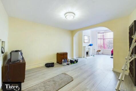 CAM03440G0-PR0185...