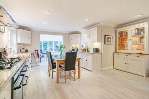 Kitchen/breakfast rm