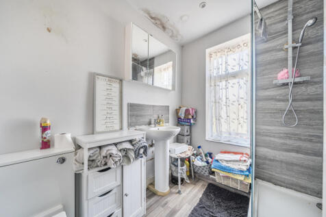 1348722-6-68bf000...