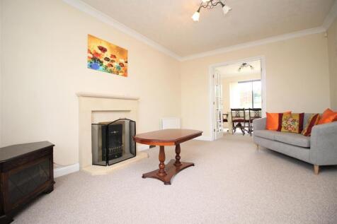 Frithwood Crescent, Kents Hill photo 4