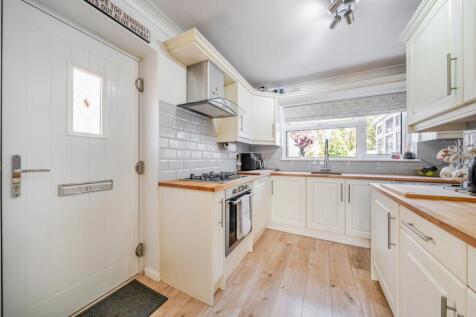 1360695-6-68da8babe662b