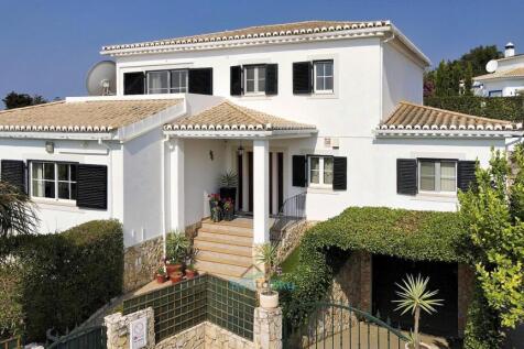 elegant, spacious villa