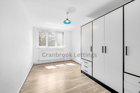 Haldon Close, Chigwell, IG7 4BT photo 4