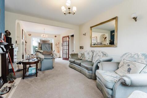 21 Thomas Road, Kettering-11.jpg