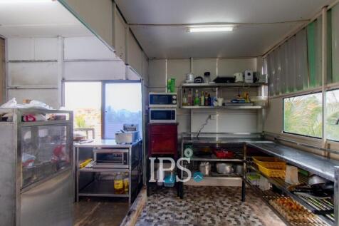 6 Unit Apartment Building For Sale - Svay Dangkum, Siem Reap