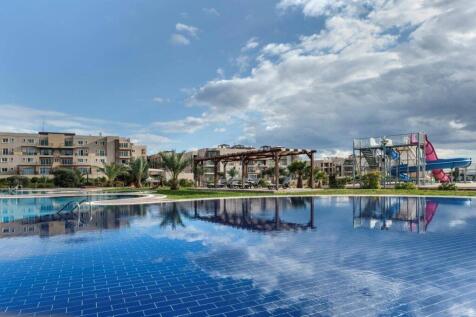 Sea View 1 Bedroom Apartment Fully Furnished with Private Beaches and Facilities onsite Image 82 2