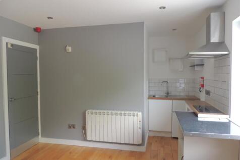 Living/Kitchenette