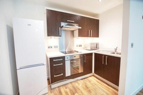 Kitchen Ang1.jpg