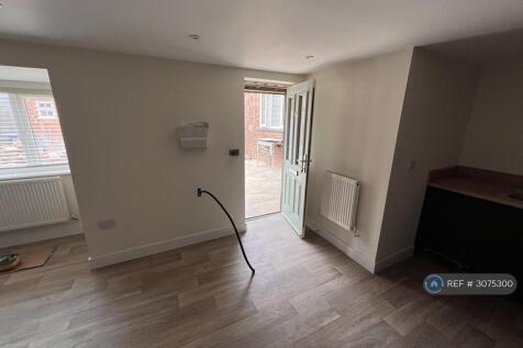 Green Lane, Milton Keynes, MK12 photo 5