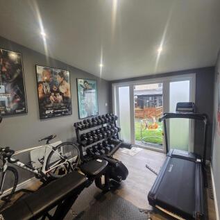 Garage/Gym 2