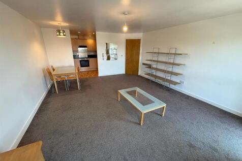 WhatsApp Image 2025-07-21 at 19.22.57_cbfecf02.jpg