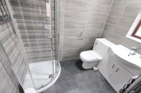 En suite shower room