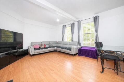 Lounge 1.jpg