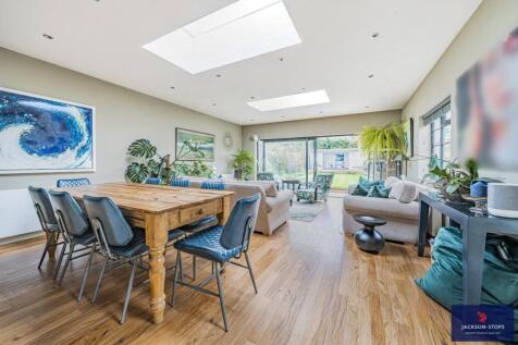 Family Dining Room A