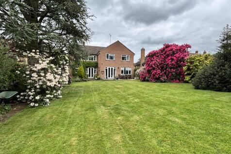 8 Willesley Close, Ashby