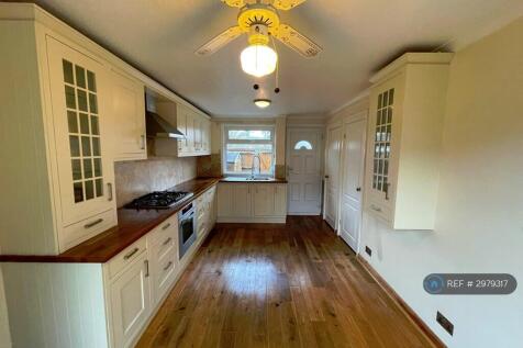 Kitchen / Breakfast Room
