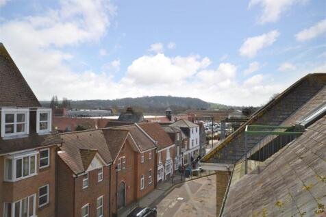 Pyle Street, Newport photo 3