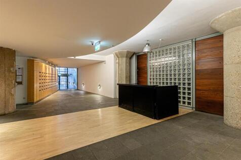 Ziggurat Building (19).jpg