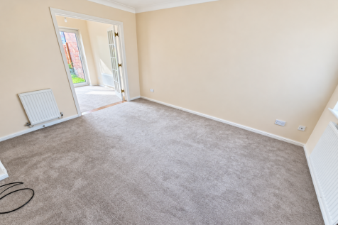 Living room 1-2